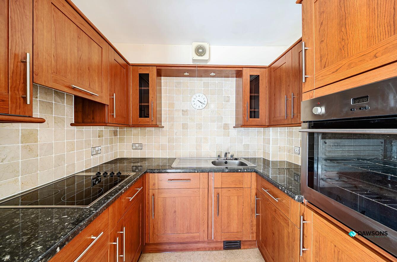 Willow Court, Clyne Common, Swansea, SA3 3JB